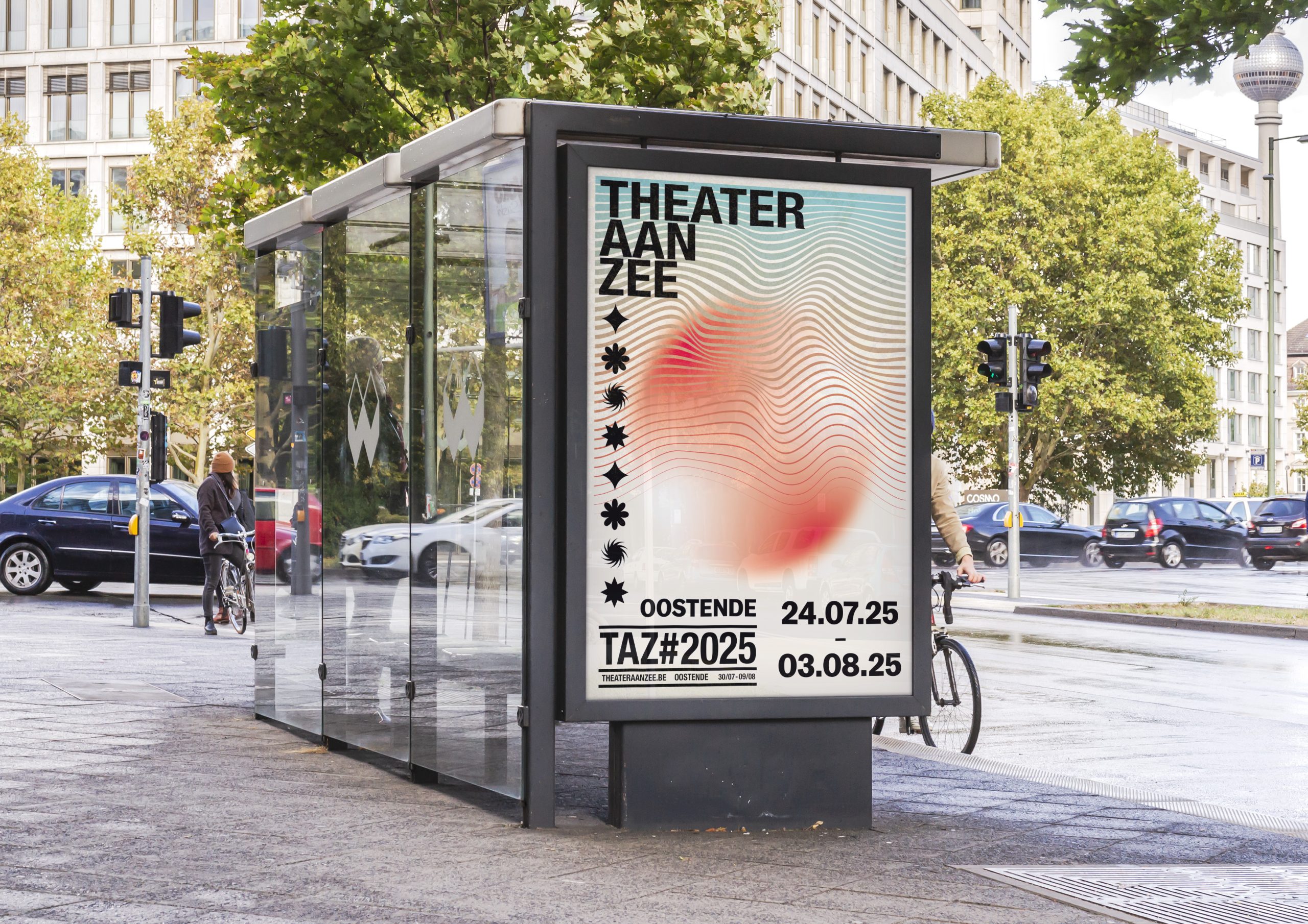Grafisch posterontwerp mockup voor Theater aan Zee 2025 met golvende lijnen en oranje-blauw verloop